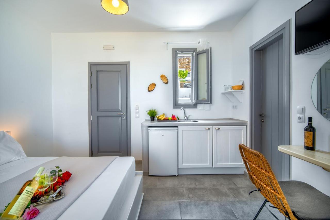 Ammos Serifos Livadi  Buitenkant foto