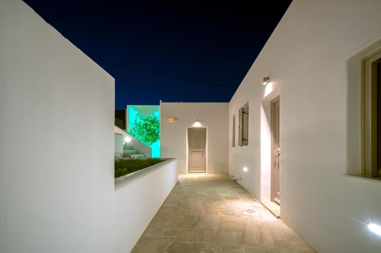 Ammos Serifos Livadi  Buitenkant foto